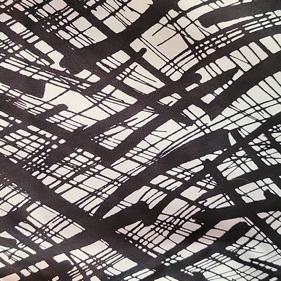 Anne Klein tank blouse size medium - Picture 4 of 4